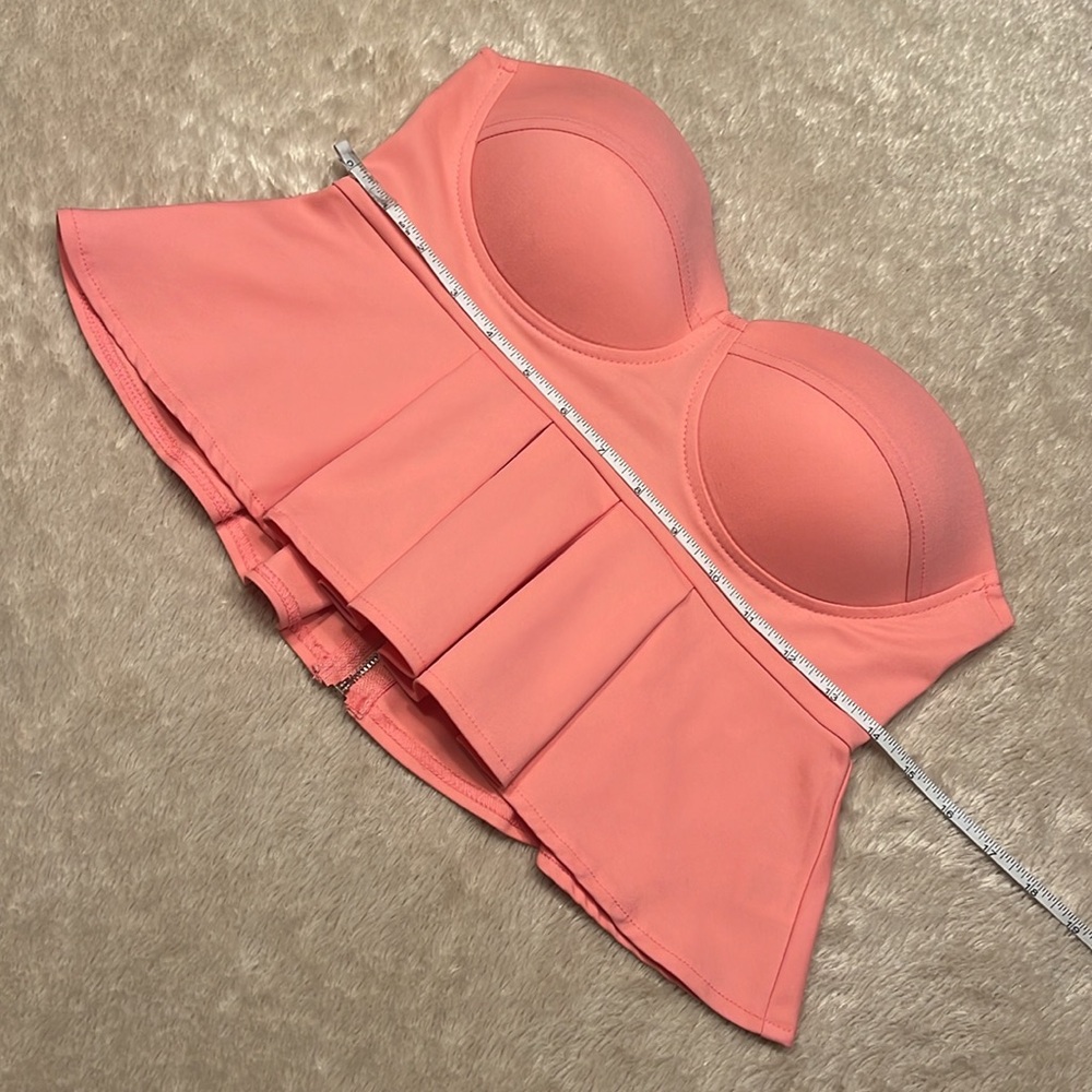 SUPERDOWN Cherrie Peplum Top - Picture 5 of 11